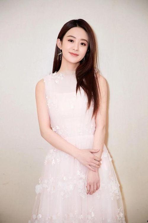 赵丽颖李现最新爆料新闻,甜蜜互动引粉丝热议 第3张 赵丽颖李现最新爆料新闻,甜蜜互动引粉丝热议 第3张